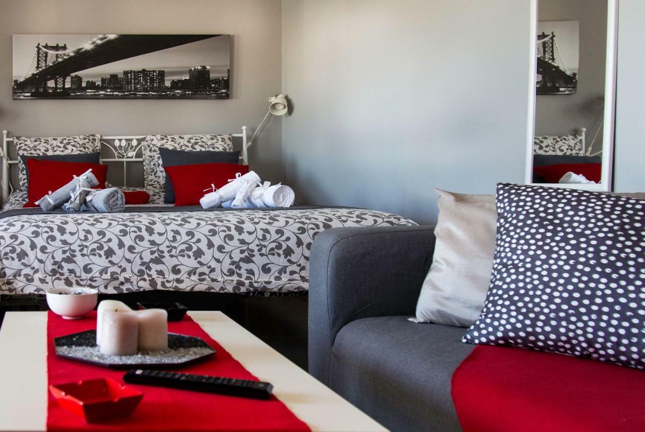 'Romeo & Juliet' Cozy Apartment With Breathtaking View Афины Экстерьер фото
